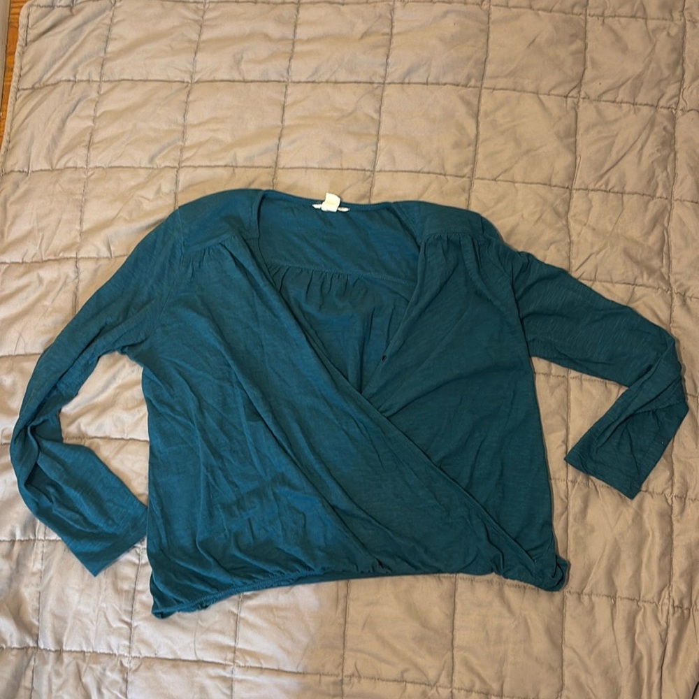 Caslon long sleeve surplice wrap/button top teal